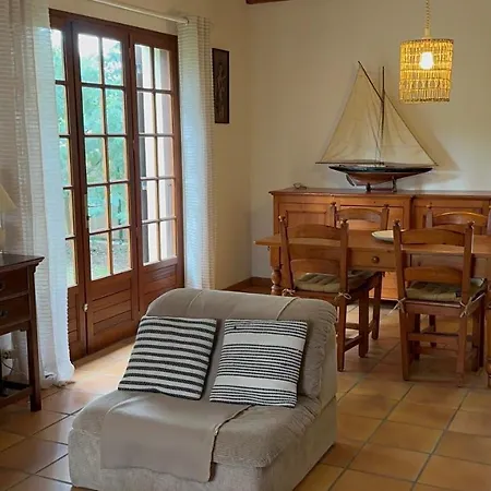 La Hulotte, Entre Et Foret -- Draps Et Serviettes Non Fournis -- Holiday home